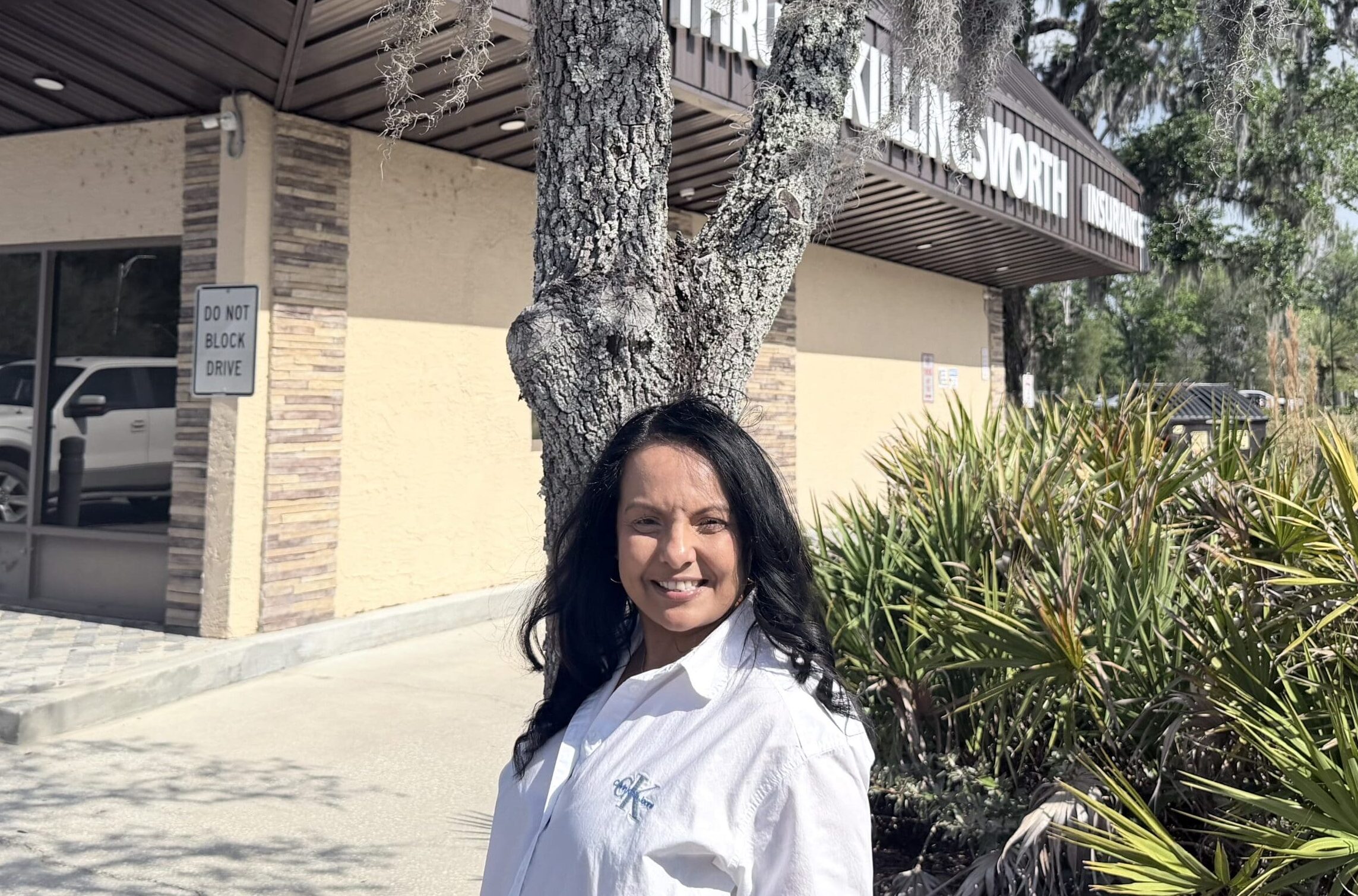 Profile picture of woman smiling at camera